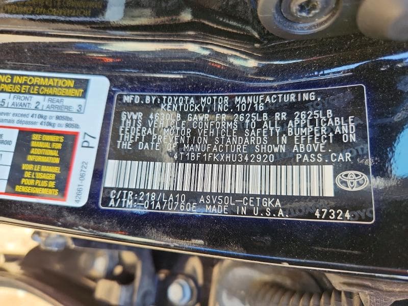 2017 TOYOTA CAMRY XLE 13