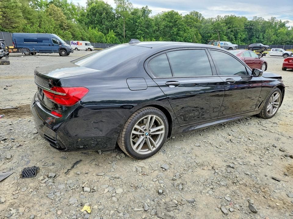 2018 BMW 750 XI 3