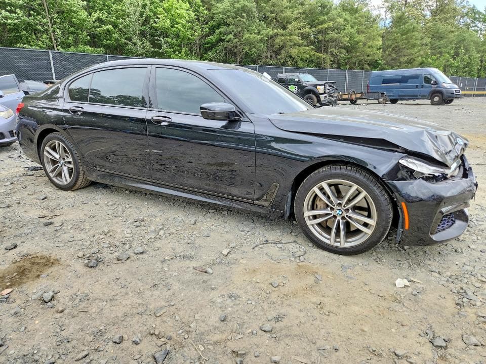 2018 BMW 750 XI 4