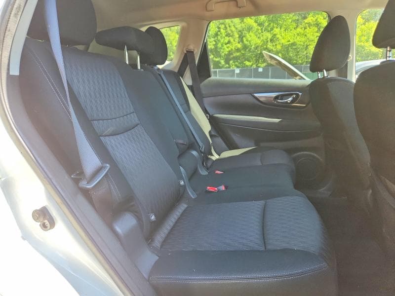 2019 NISSAN ROGUE SV 11