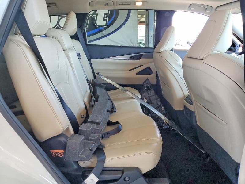 2023 INFINITI QX60 LUXE 10