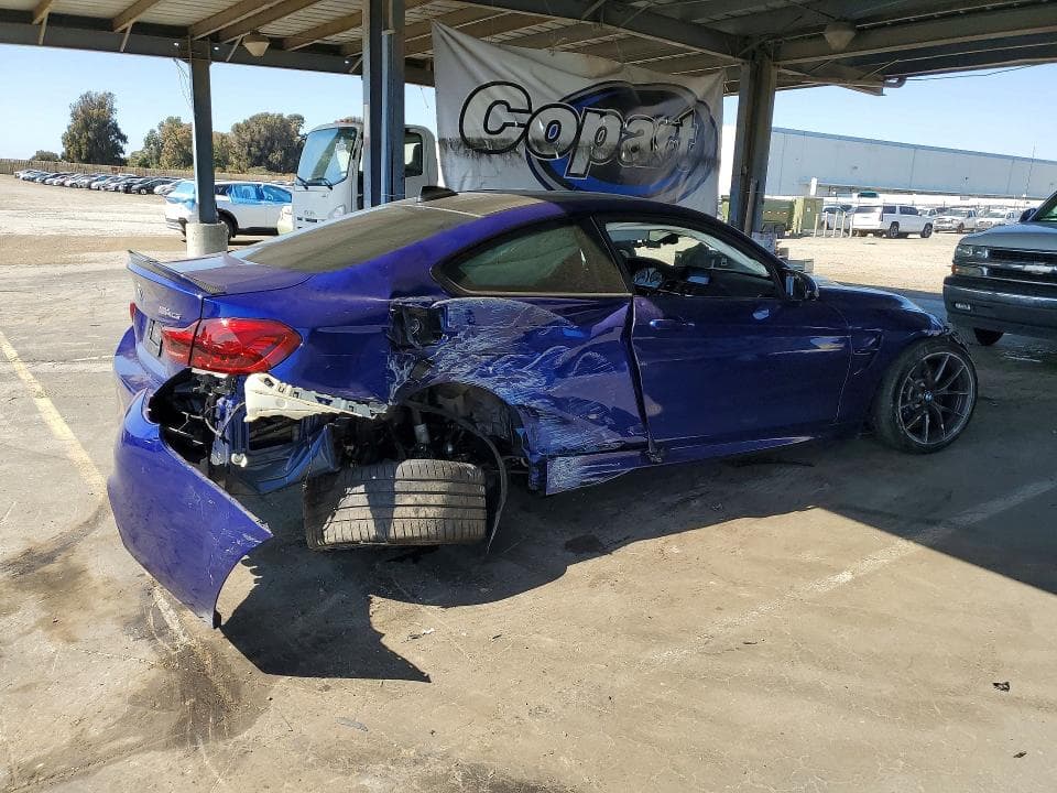 2020 BMW M4 CS 3