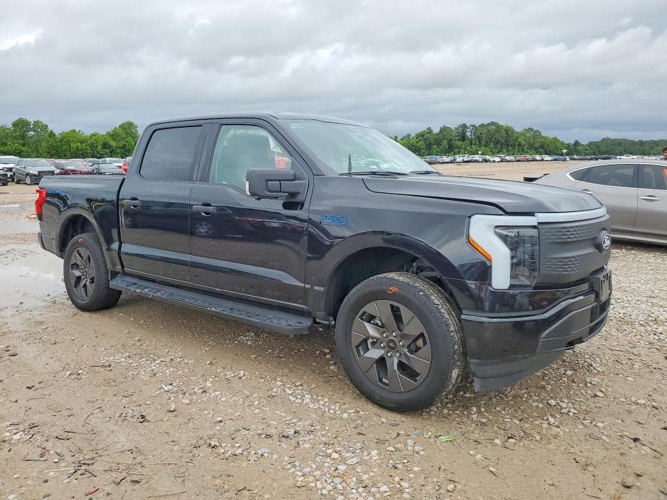 2024 FORD F150 LIGHTNING XLT 4