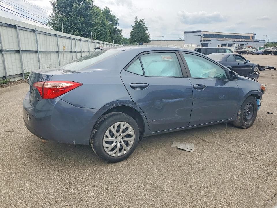 2018 TOYOTA COROLLA LE 3