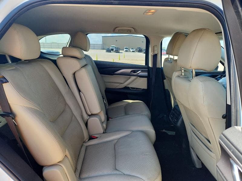 2016 MAZDA CX-9 TOURING 11