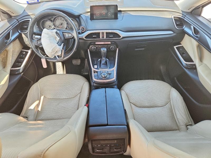 2016 MAZDA CX-9 TOURING 8