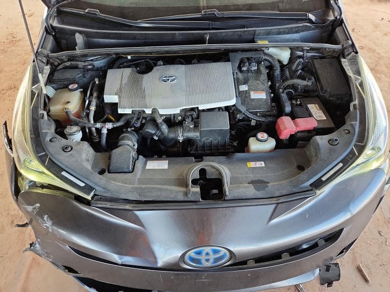 2017 TOYOTA PRIUS THREE 11