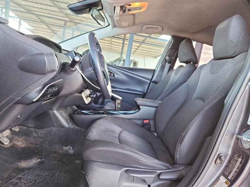 2017 TOYOTA PRIUS THREE 7