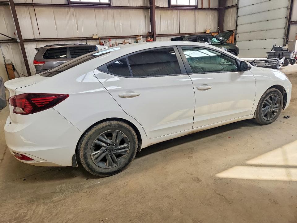 2020 HYUNDAI ELANTRA SEL 3