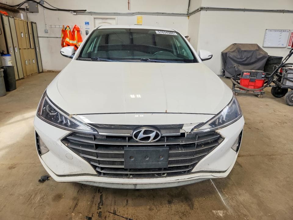 2020 HYUNDAI ELANTRA SEL 5
