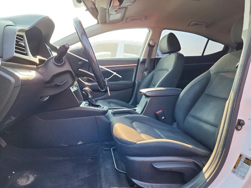 2020 HYUNDAI ELANTRA SEL 7