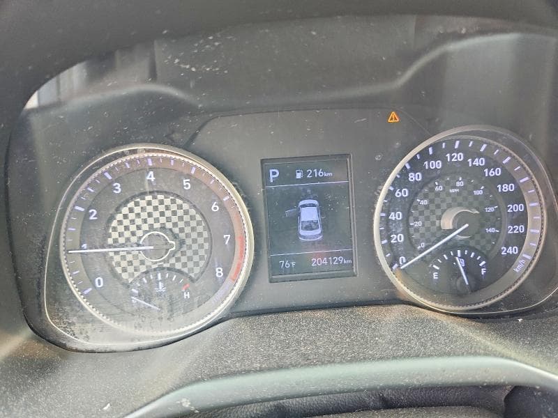 2020 HYUNDAI ELANTRA SEL 9