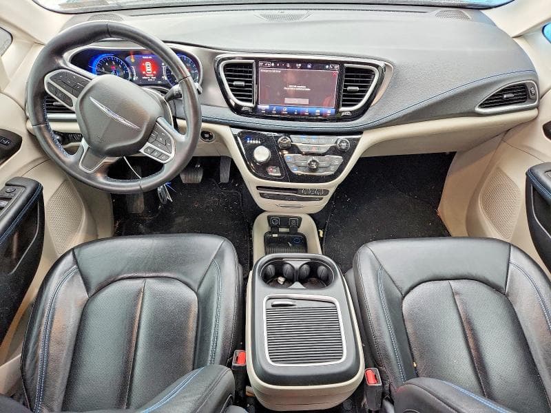 2021 CHRYSLER PACIFICA TOURING L 8