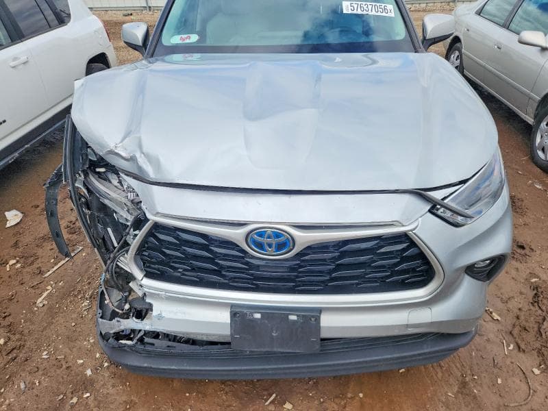 2021 TOYOTA HIGHLANDER HYBRID XLE 12