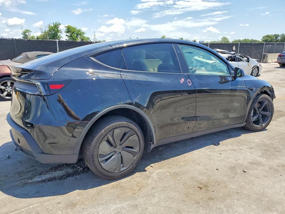 2026 TESLA MODEL Y 3