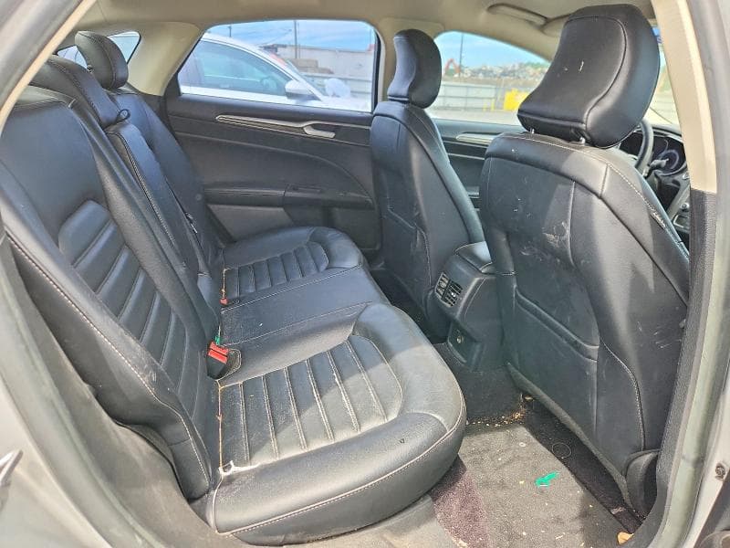 2017 FORD FUSION SE 10
