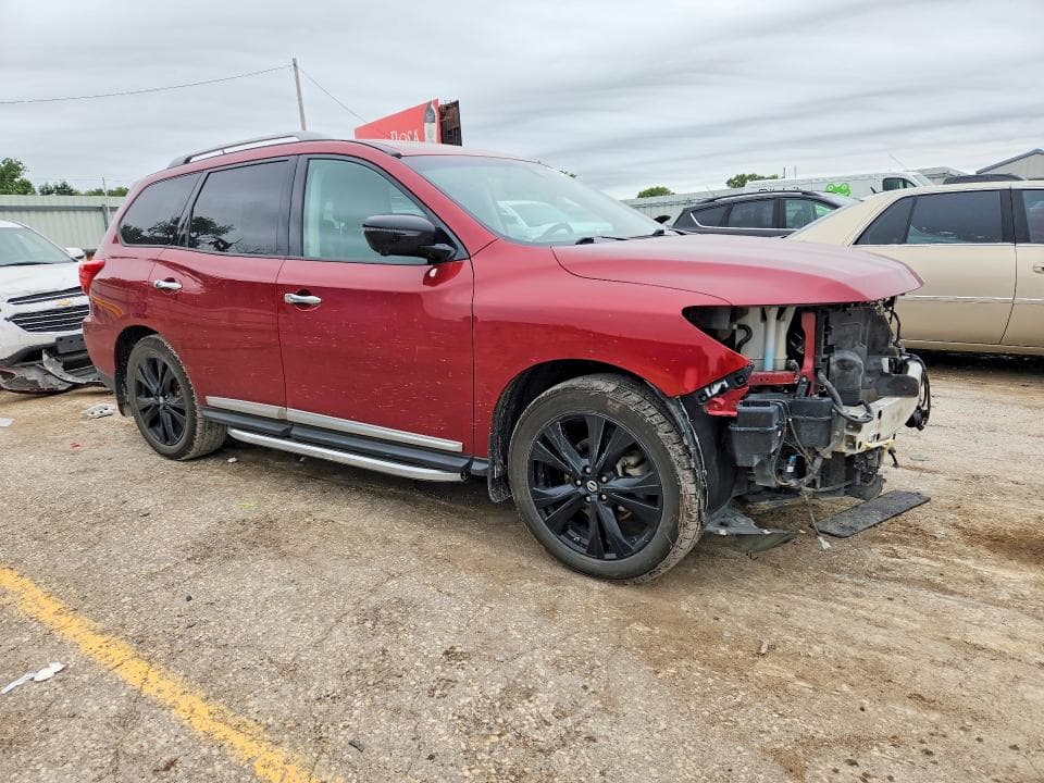 2017 NISSAN PATHFINDER PLATINUM 4
