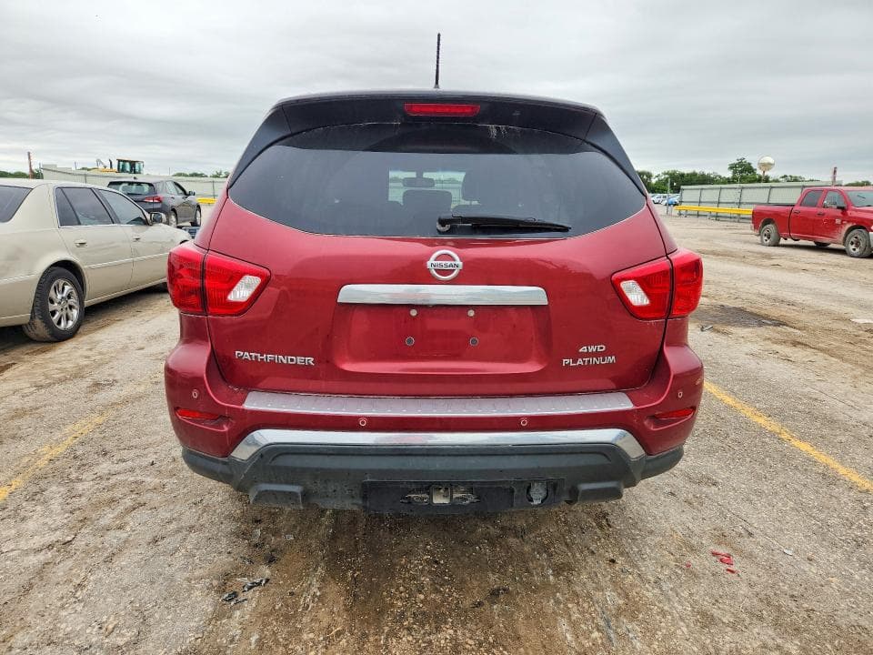 2017 NISSAN PATHFINDER PLATINUM 6