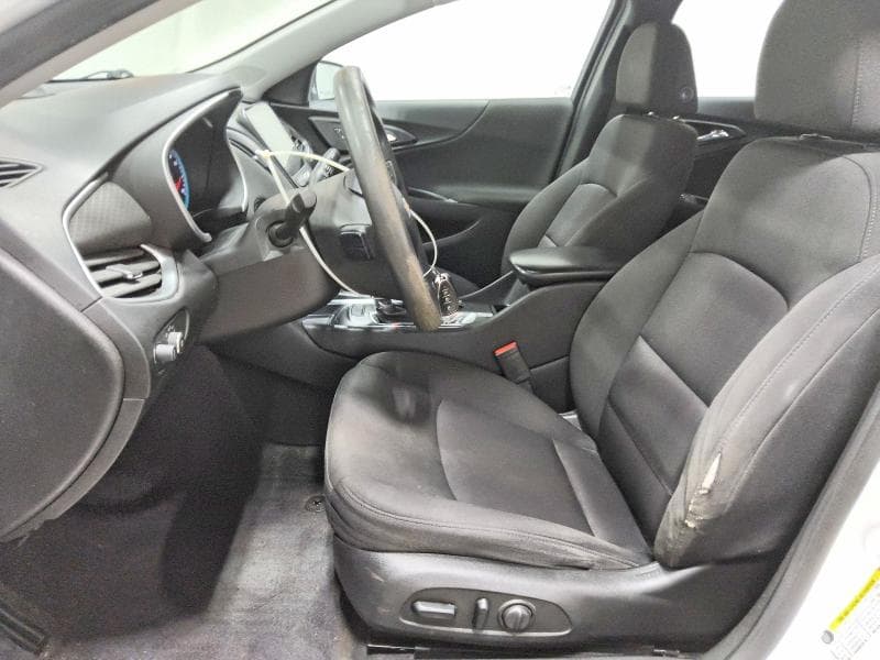 2019 CHEVROLET MALIBU LS 7