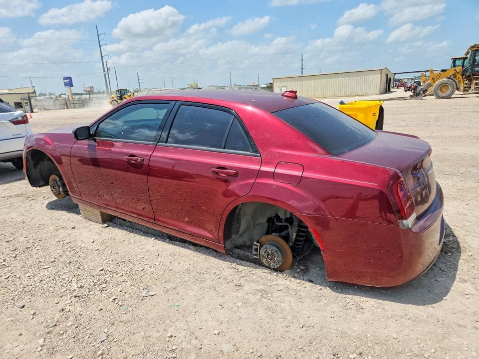 2018 CHRYSLER 300 TOURING 2