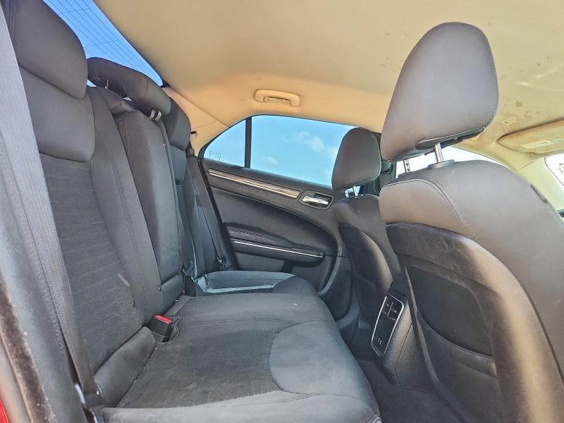 2018 CHRYSLER 300 TOURING 10