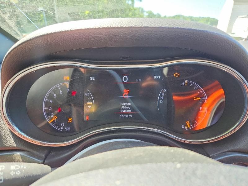 2018 JEEP GRAND CHEROKEE LAREDO 9