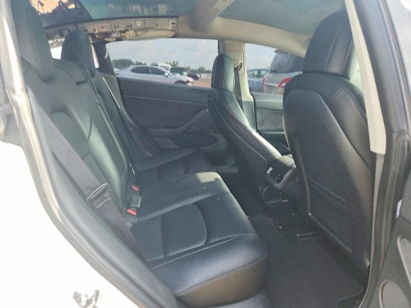 2022 TESLA MODEL 3 10