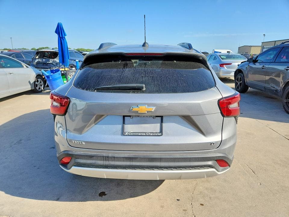 2025 CHEVROLET TRAX 1LT 6