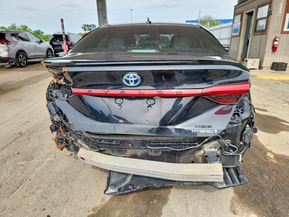 2019 TOYOTA AVALON HYBRID XSE XSE 6