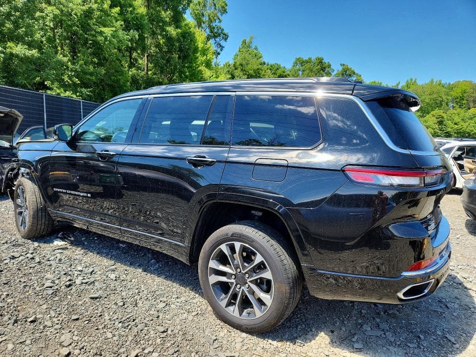 2021 JEEP GRAND CHEROKEE L OVERLAND 2