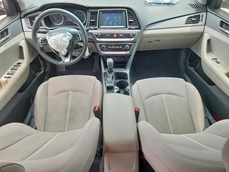 2018 HYUNDAI SONATA SE SE 8