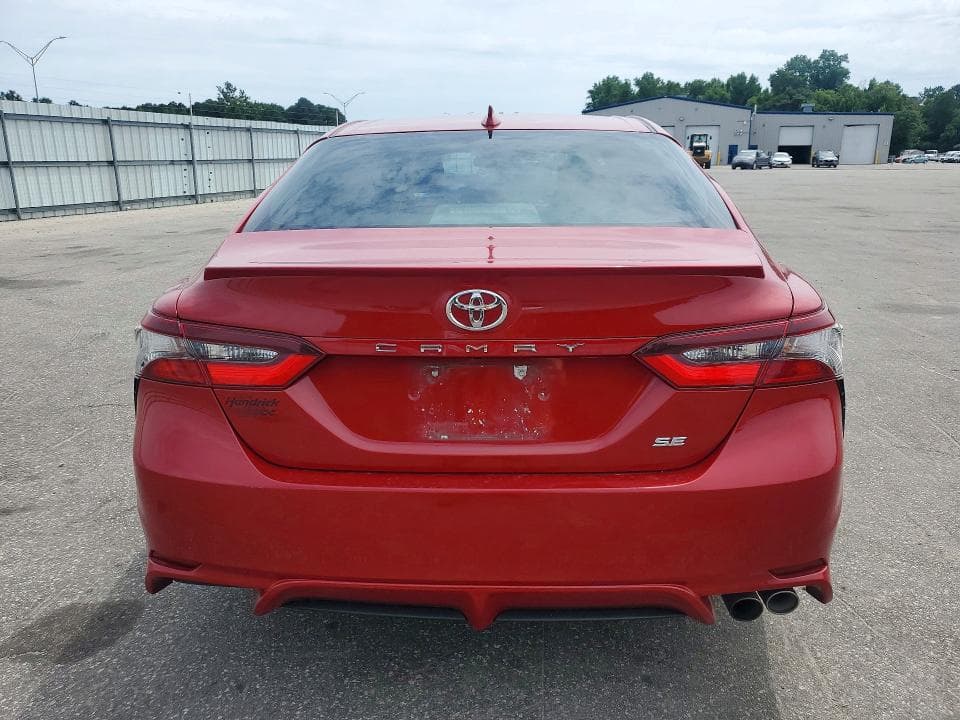 2021 TOYOTA CAMRY SE 6