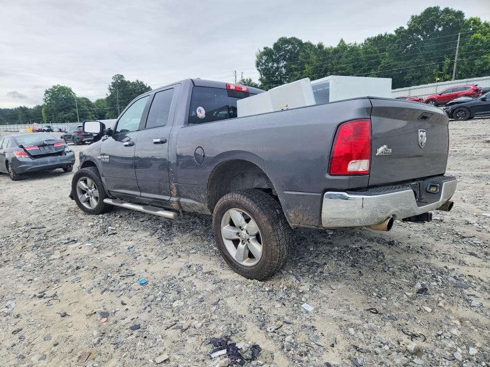 2016 RAM 1500 SLT 2