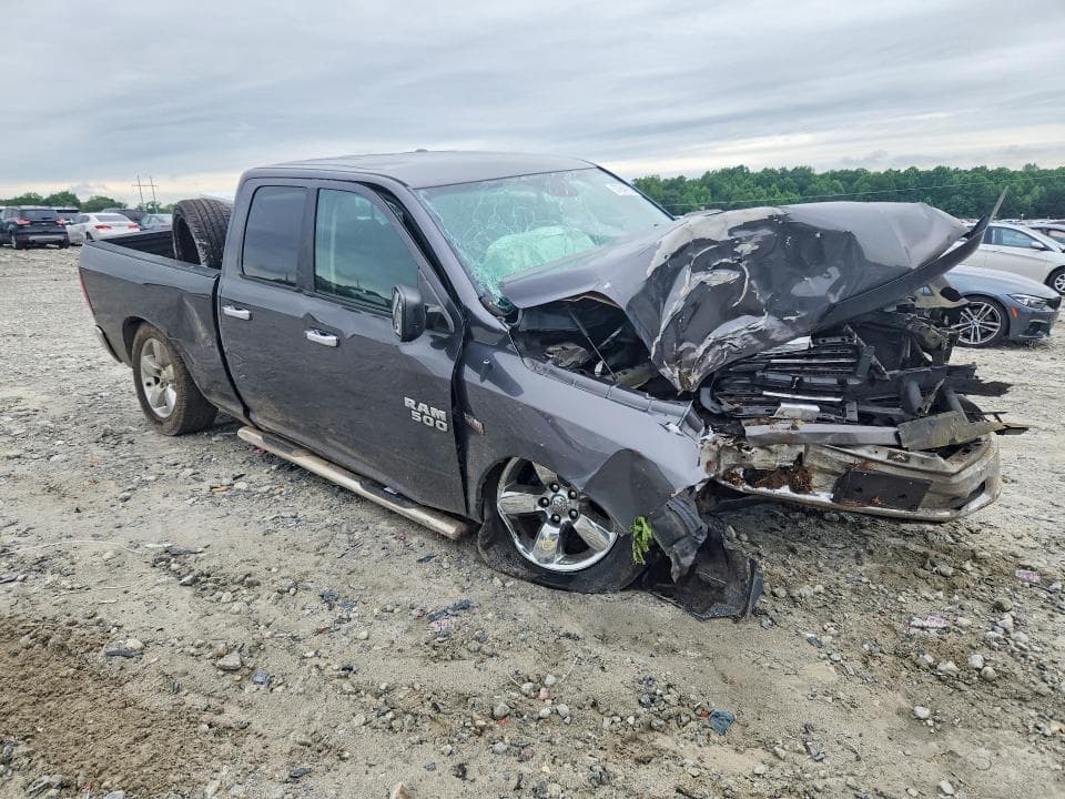 2016 RAM 1500 SLT 4