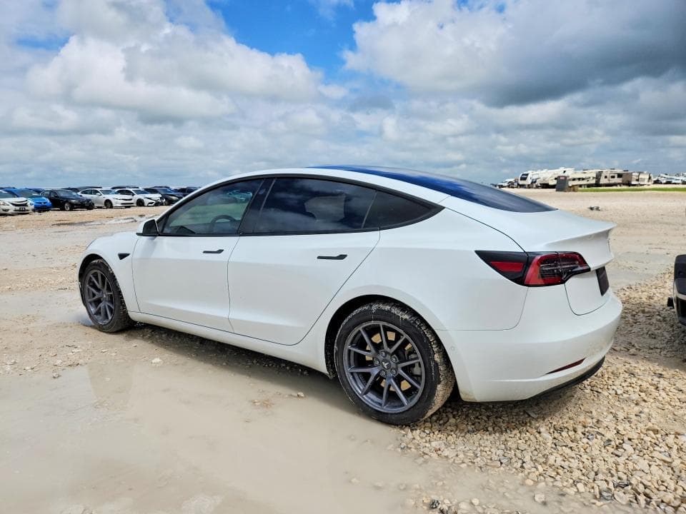 2021 TESLA MODEL 3 2