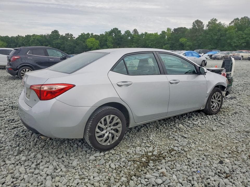 2018 TOYOTA COROLLA LE LE 3