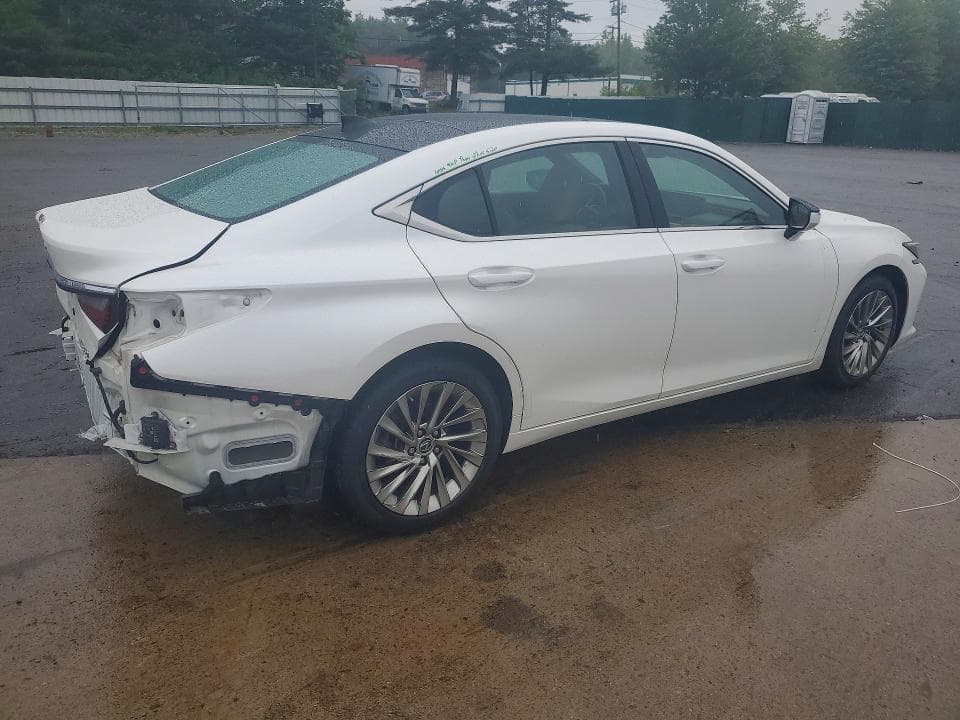 2019 LEXUS ES 350 3