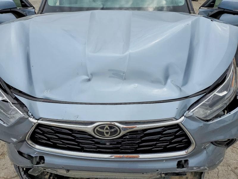 2021 TOYOTA HIGHLANDER PLATINUM 12