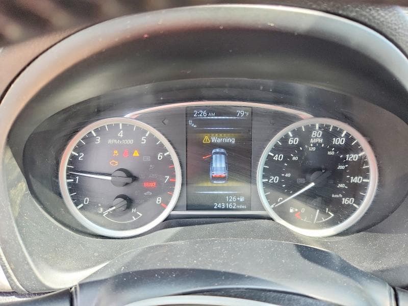 2017 NISSAN SENTRA SR TURBO 9