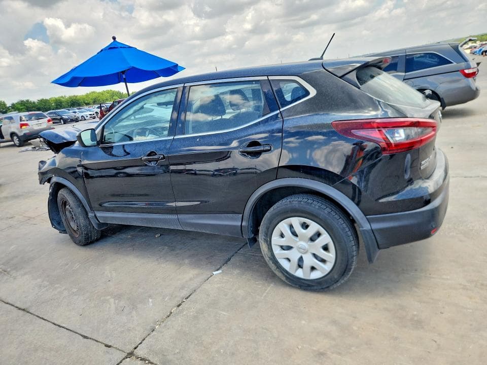 2020 NISSAN ROGUE SPORT S 2
