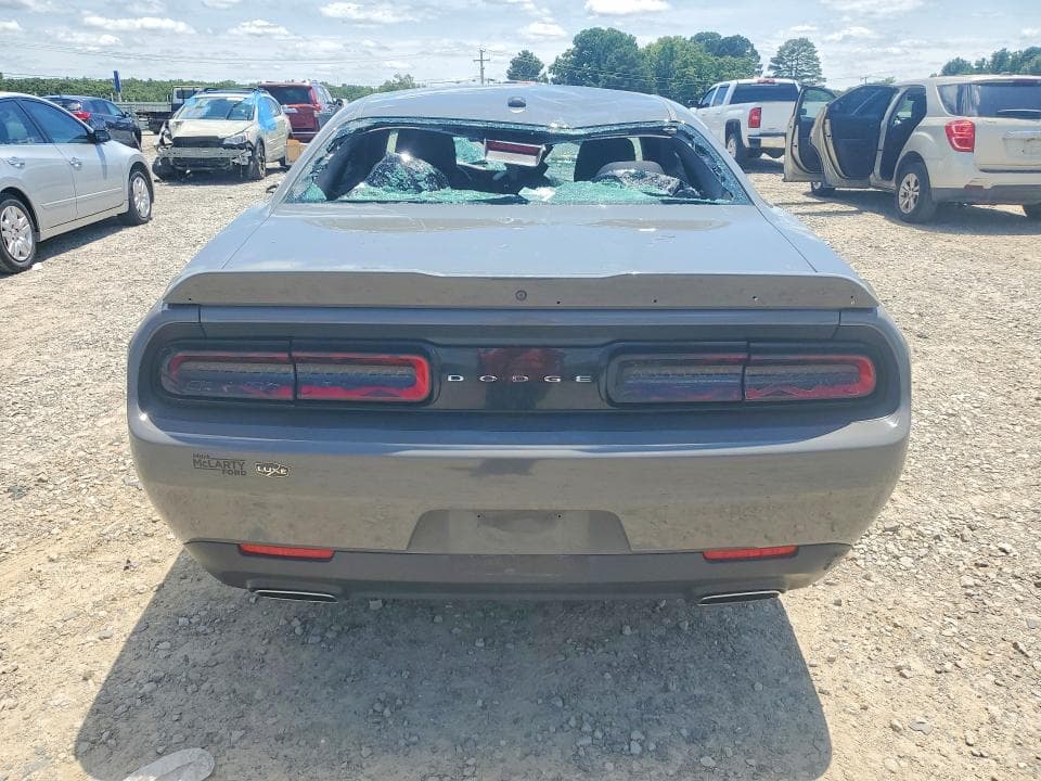2018 DODGE CHALLENGER SXT 6