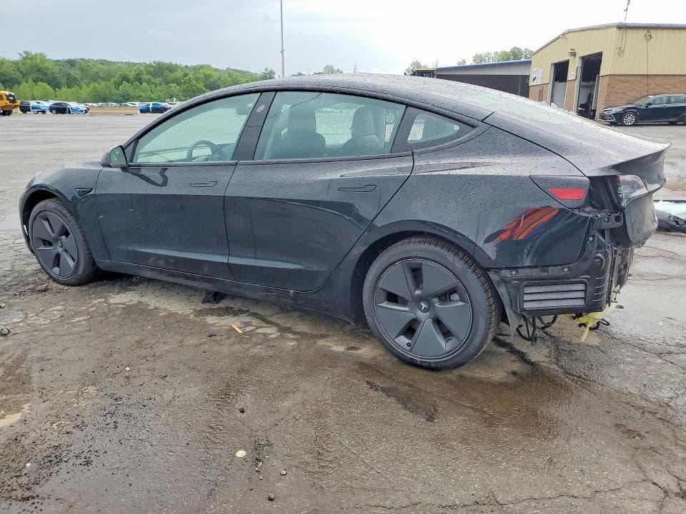 2022 TESLA MODEL 3 2