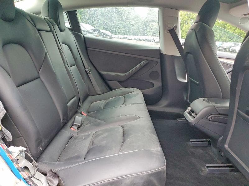 2022 TESLA MODEL 3 10