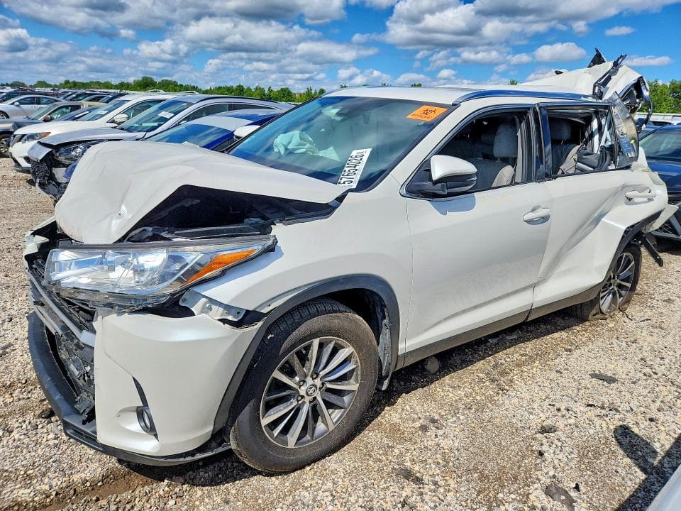2019 TOYOTA HIGHLANDER XLE XLE - 1