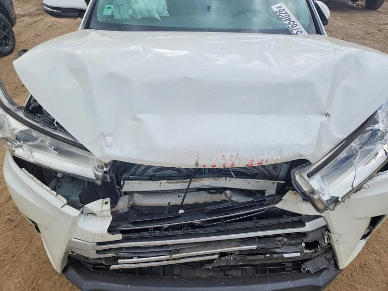 2019 TOYOTA HIGHLANDER XLE XLE 11