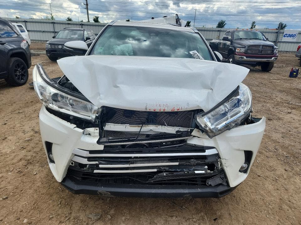 2019 TOYOTA HIGHLANDER XLE XLE 5