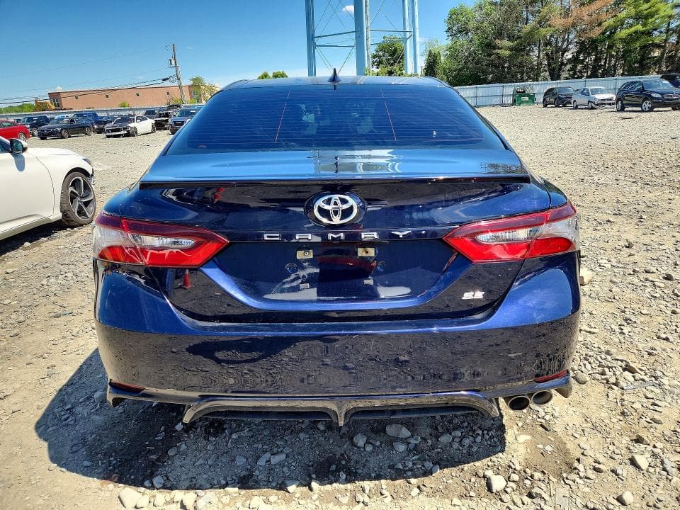2021 TOYOTA CAMRY SE SE 6