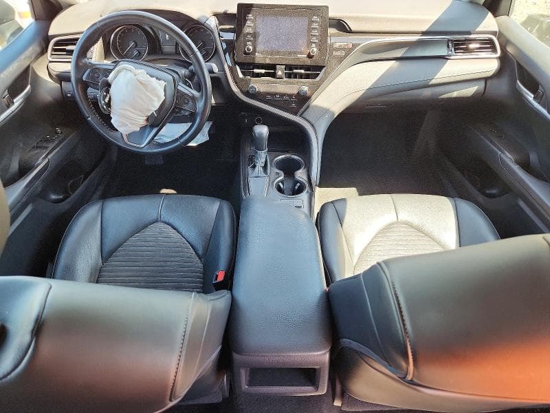 2021 TOYOTA CAMRY SE SE 8