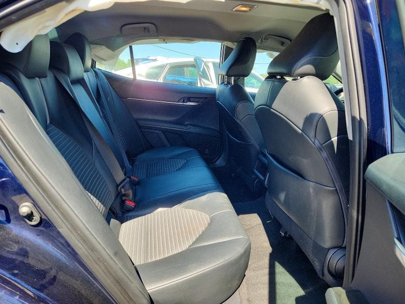2021 TOYOTA CAMRY SE SE 10
