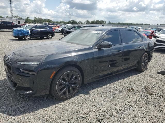 2026 BMW 760 XI - 1